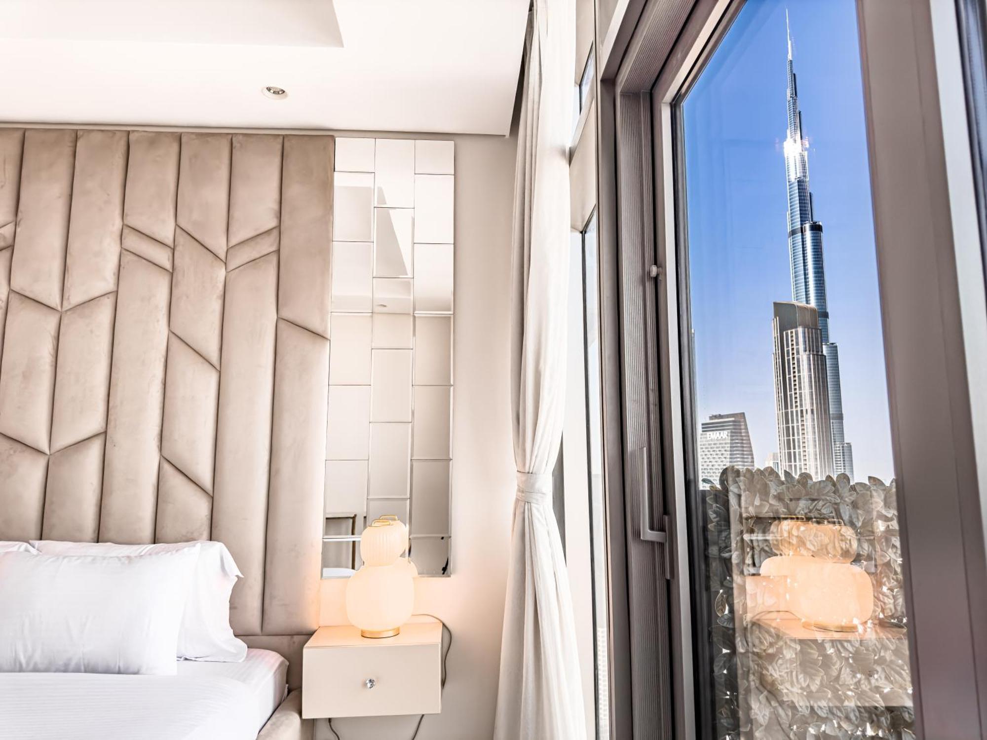 Paramount Midtown - 53rd Floor 2bedroom With Famous Roof Infinity Pool Overlooking Burj Khalifa * Dubai