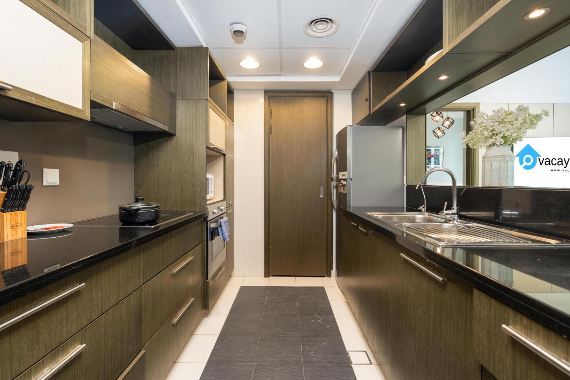Vacay Lettings - Lofts Apartment Dubai