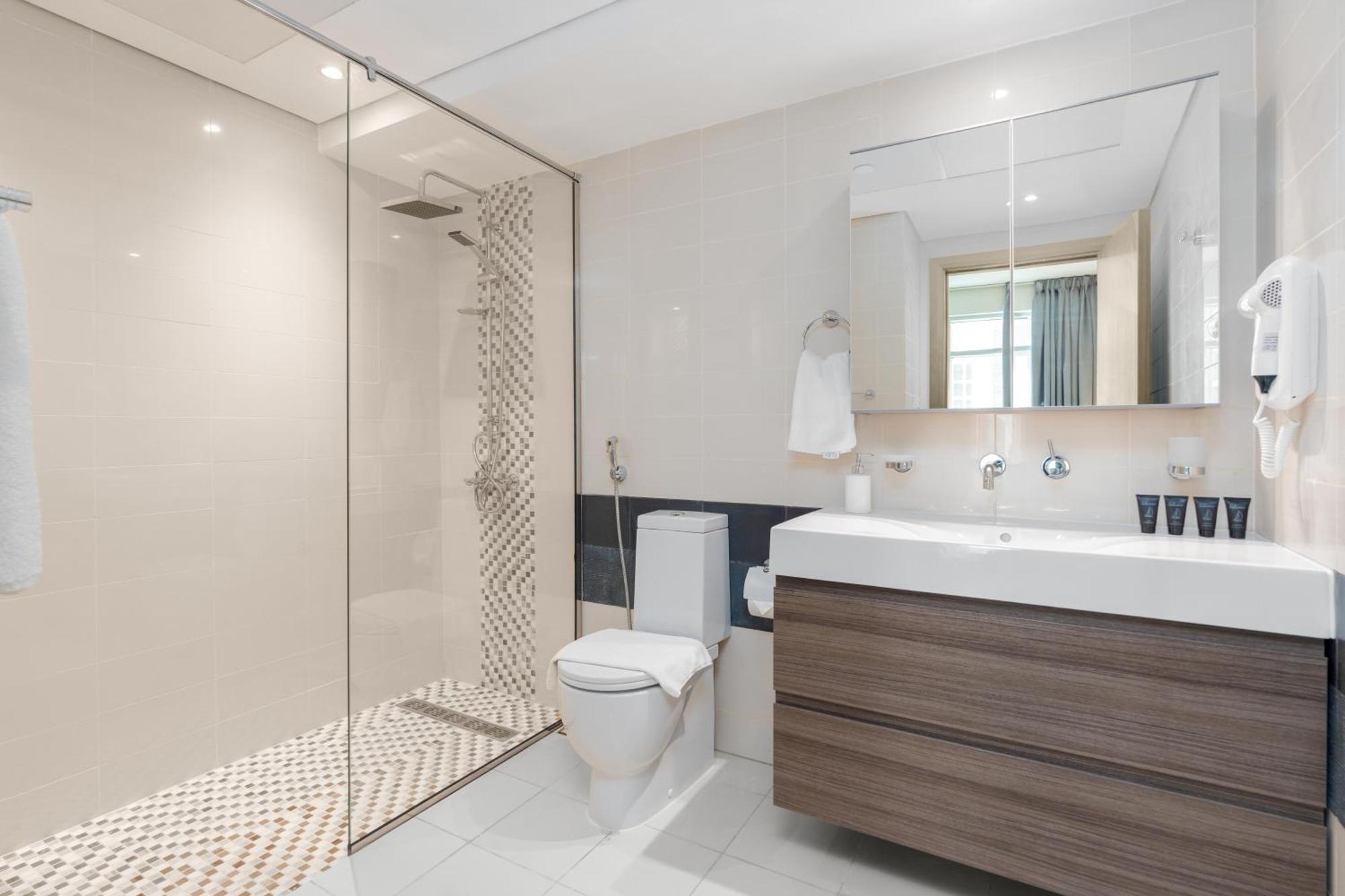 Vacay Lettings - Lofts Dubai