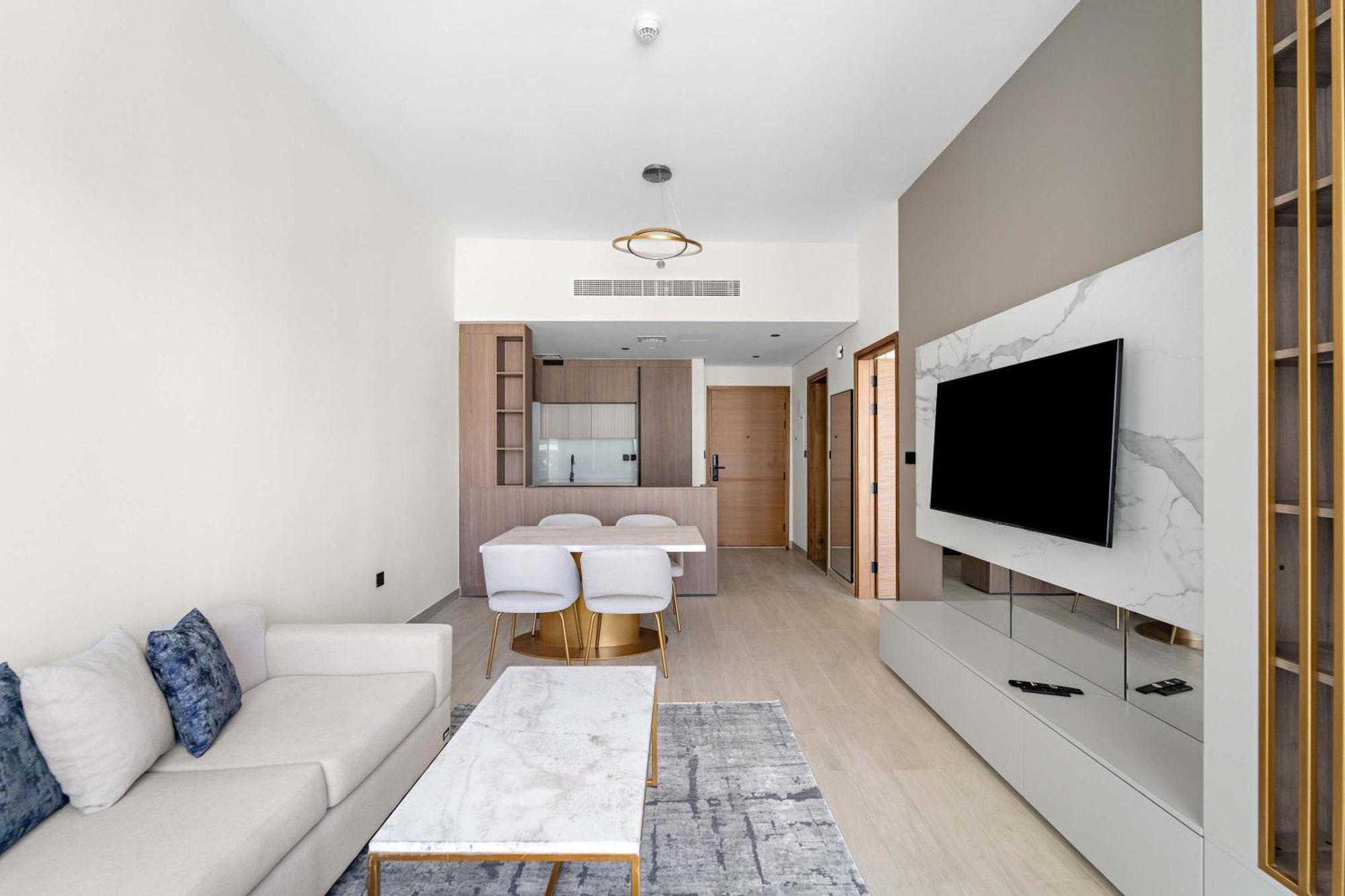 Apartment Elegant 1 Bedroom In Arjan With Pool Gym Game