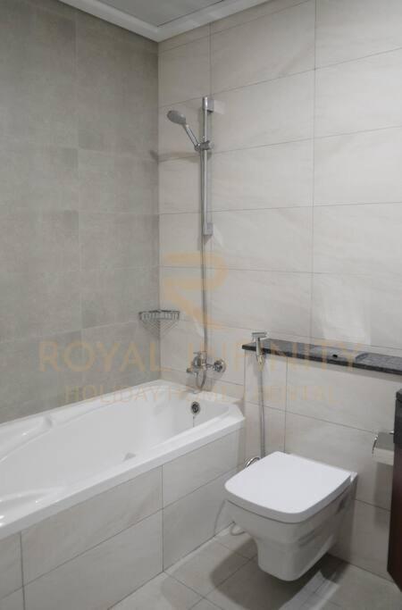 Furnished 1bedroom Equipped Kitchen Near Airport & Metro Idea For Family And Business * Dubai