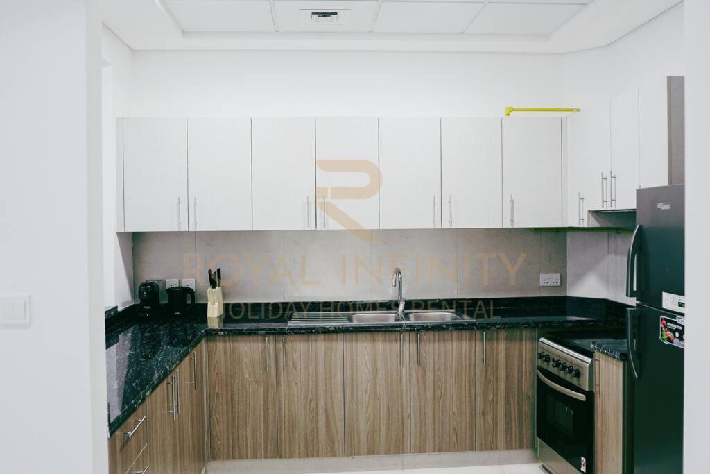 Apartment Furnished 1bedroom Equipped Kitchen Near Airport & Metro Idea For Family And Business