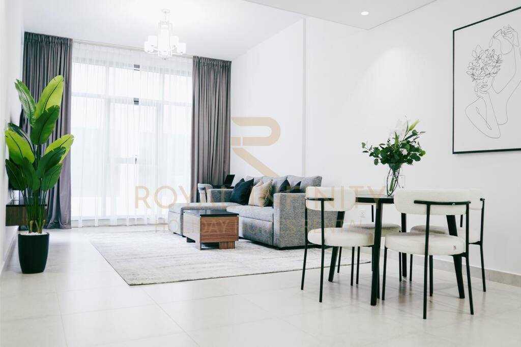 Furnished 1bedroom Equipped Kitchen Near Airport & Metro Idea For Family And Business *