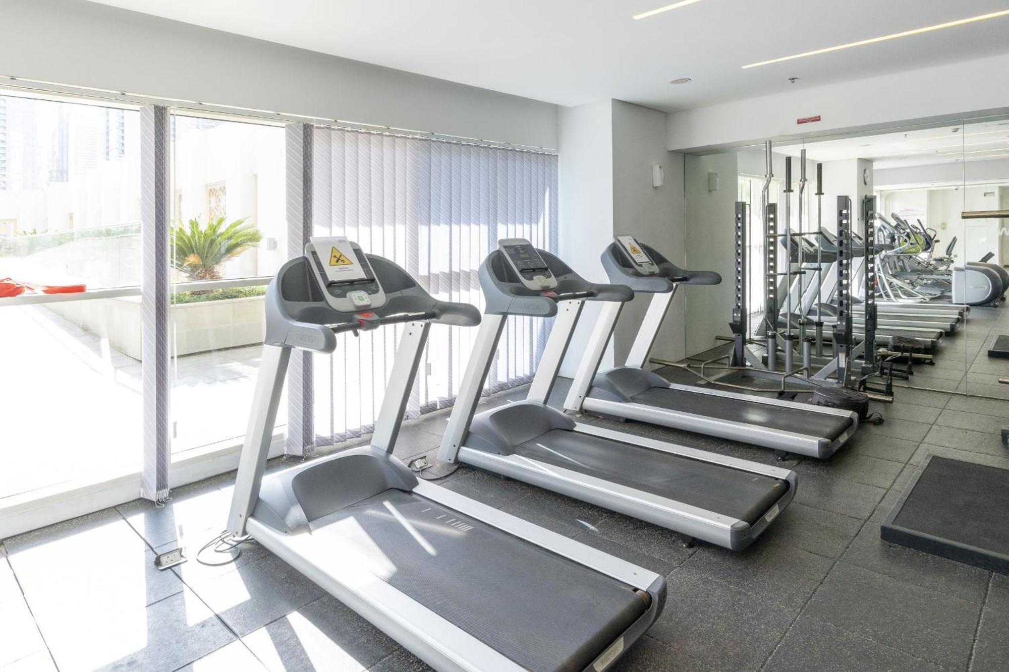 Sleek And Modern 2br In West Avenue, Marina- Allsopp&allsopp * Dubai