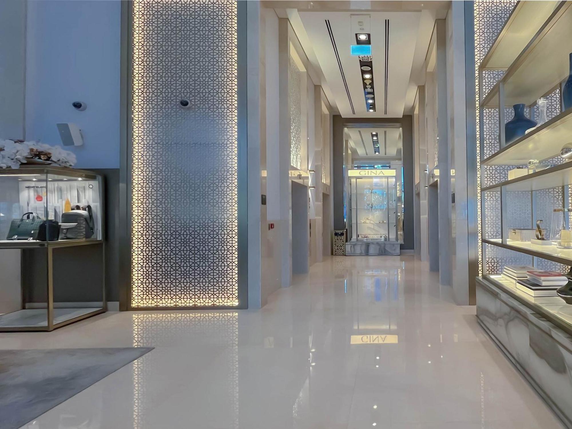 Mall Luxury 1bedroom Balcony & View Apartment