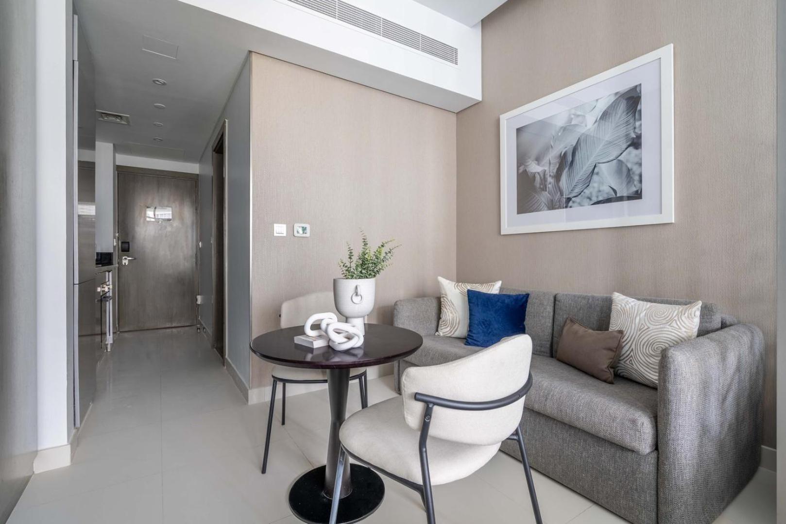 Guestready - Modern With Canal View * Dubai