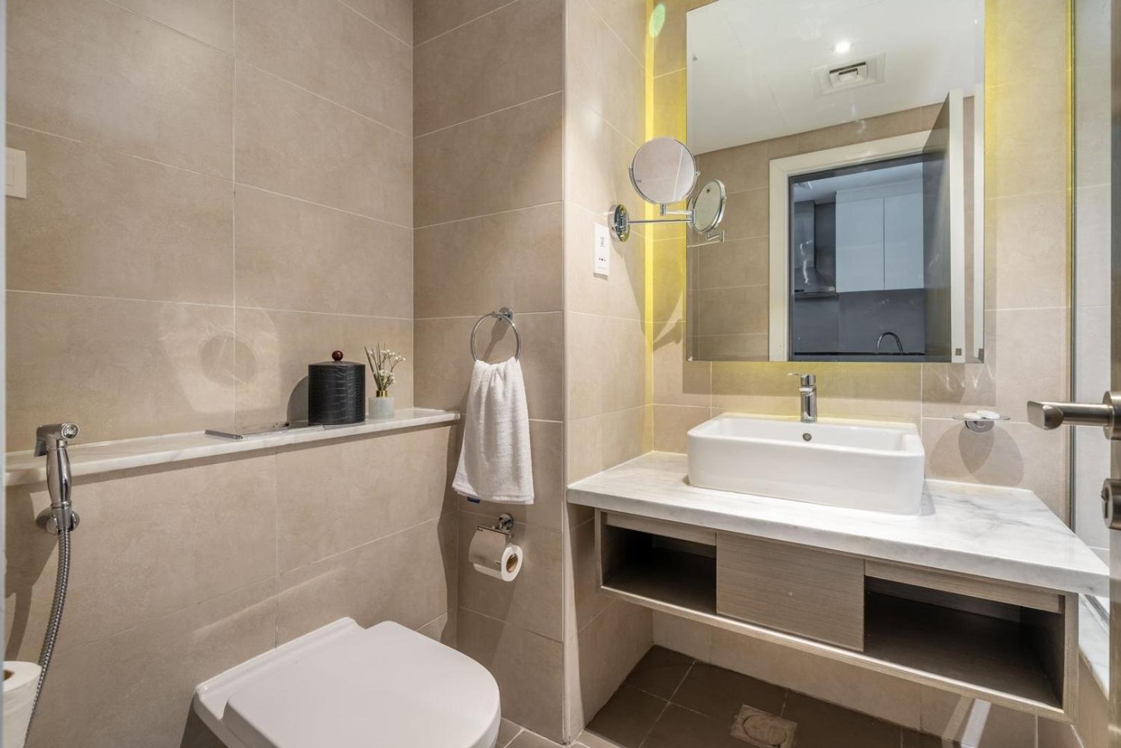 Guestready - Modern With Canal View Apartment