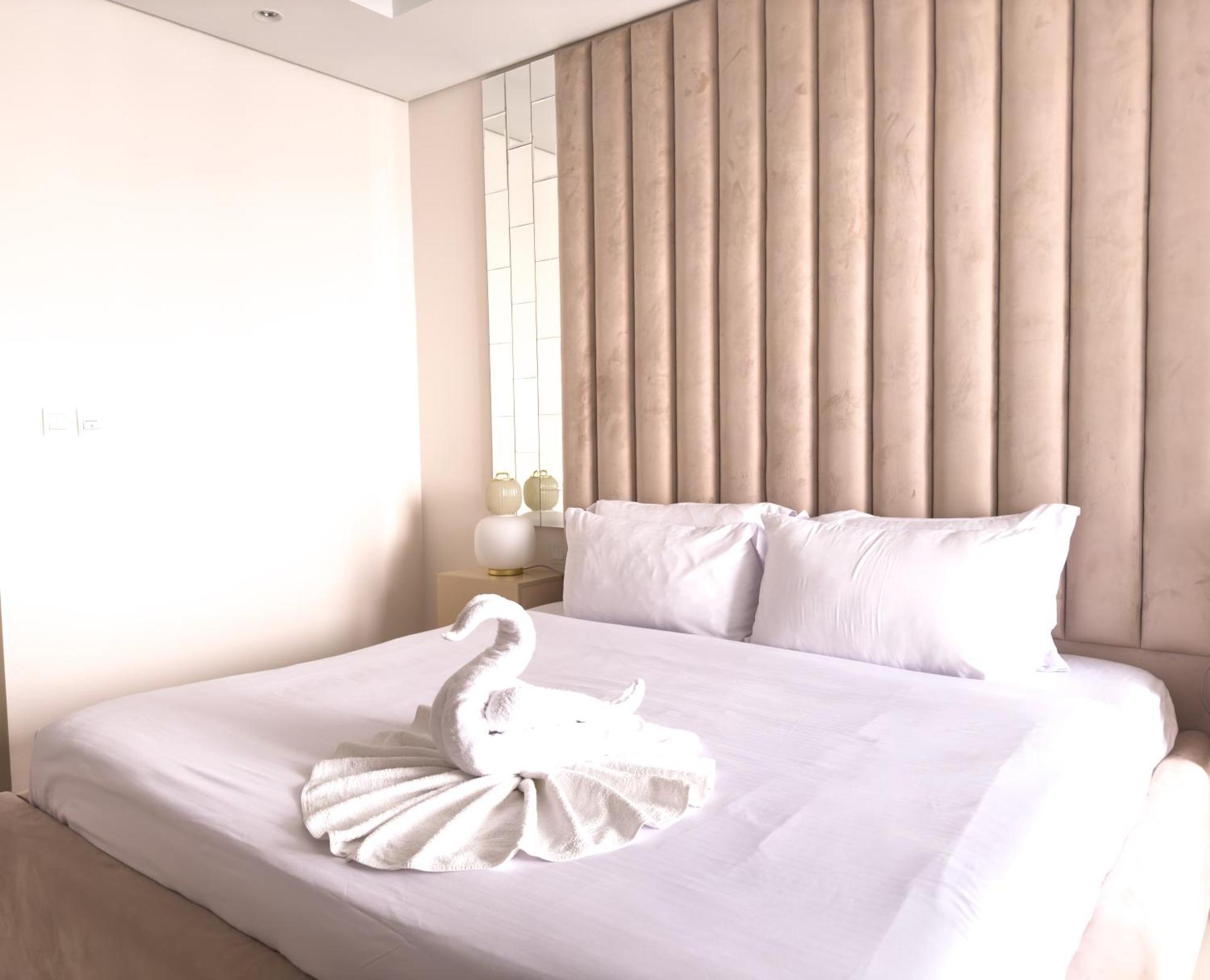 Apartment Paramount Midtown - 53rd Floor 2bedroom With Famous Roof Infinity Pool Overlooking Burj Khalifa