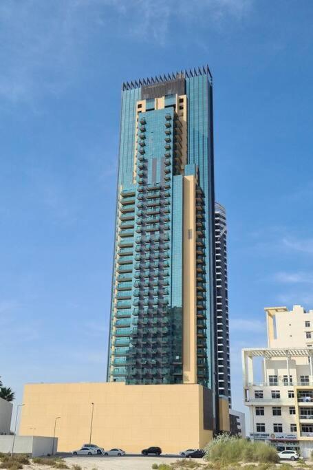 Super Luxury 1-bedroom For Rent At Jumeirah Village Circle Apartment