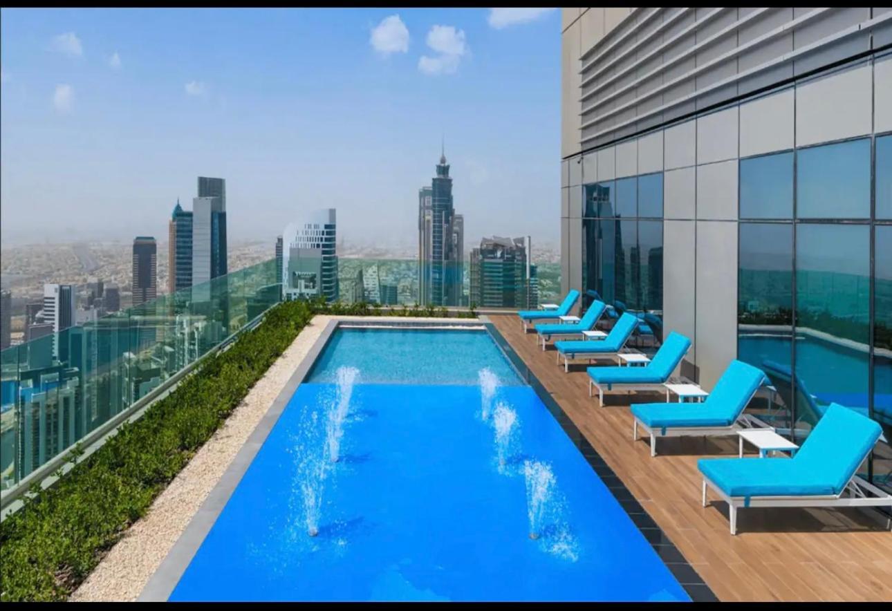 62nd Floor With Stunning Sea Views Infinity Pool Access 2-bedroom Apartment Dubai