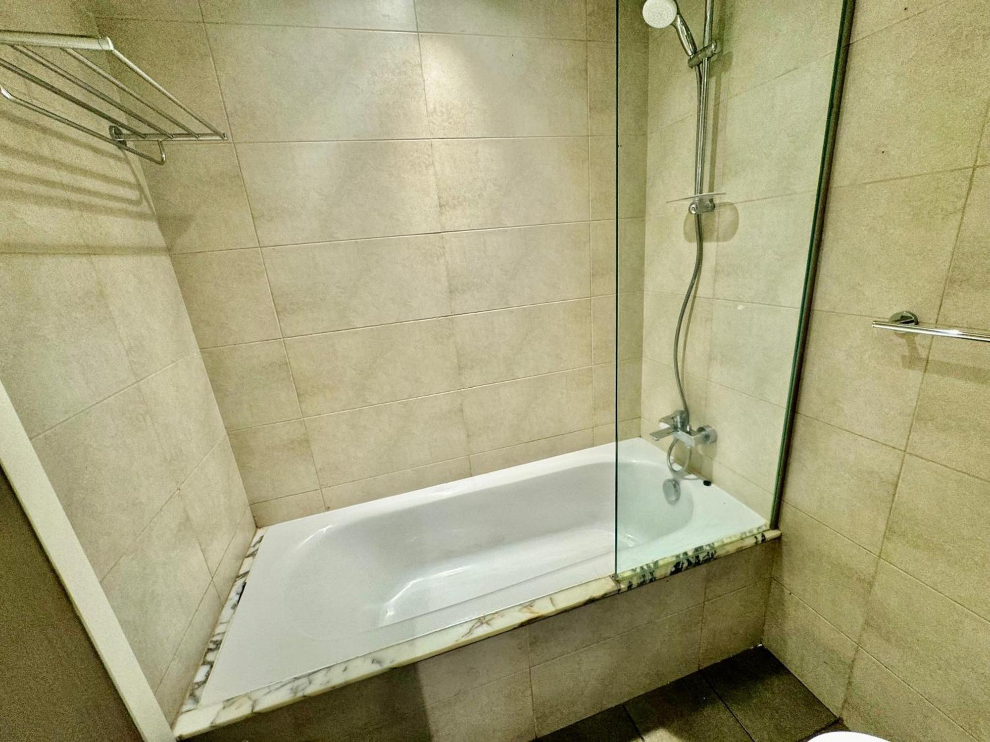 62nd Floor With Stunning Sea Views Infinity Pool Access 2-bedroom