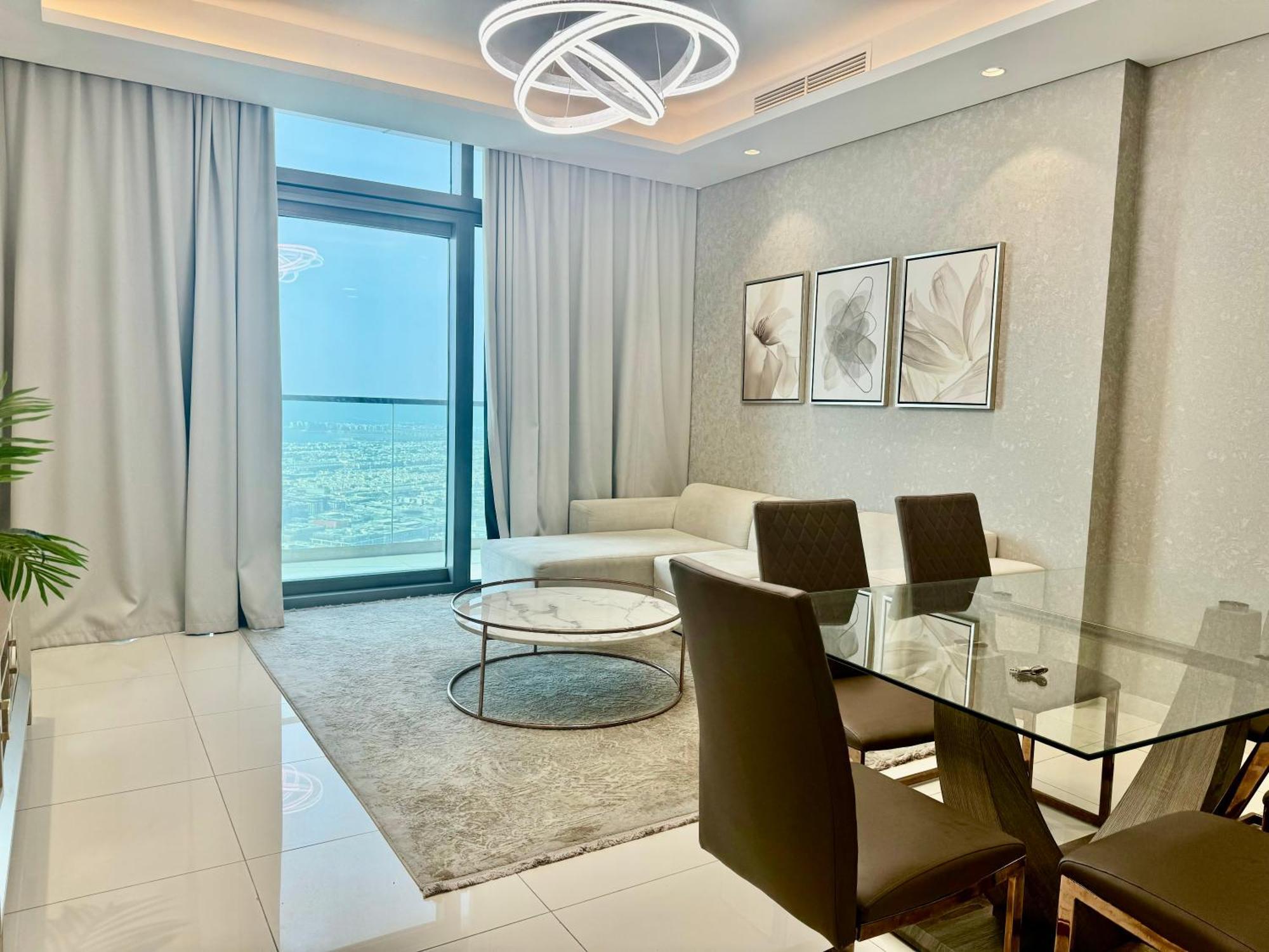 Apartment 62nd Floor With Stunning Sea Views Infinity Pool Access 2-bedroom Dubai