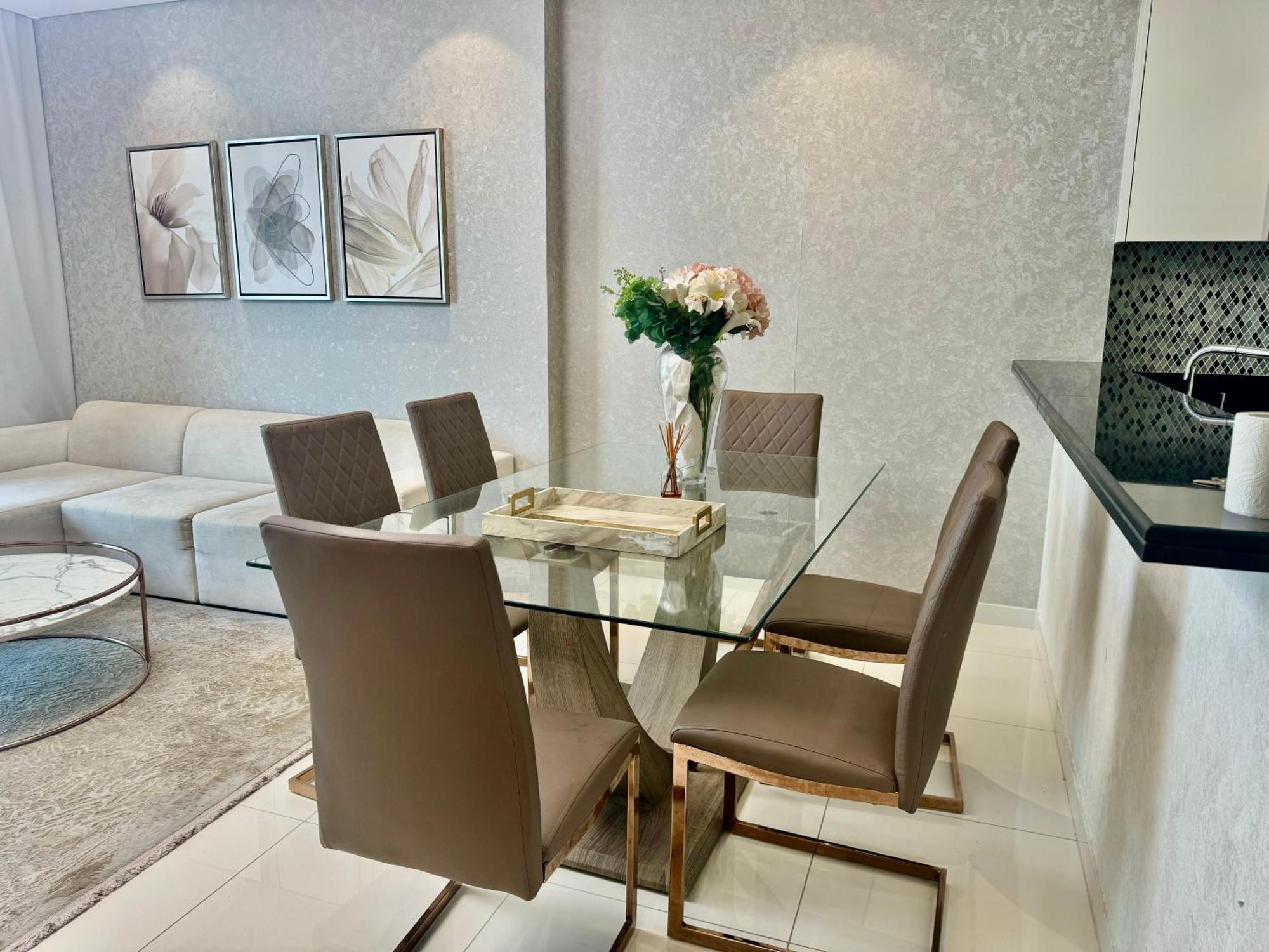 62nd Floor With Stunning Sea Views Infinity Pool Access 2-bedroom