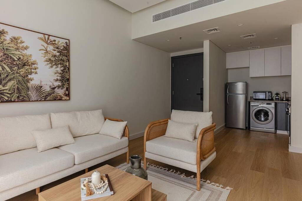 Apartment Sahab - Rustic One Br