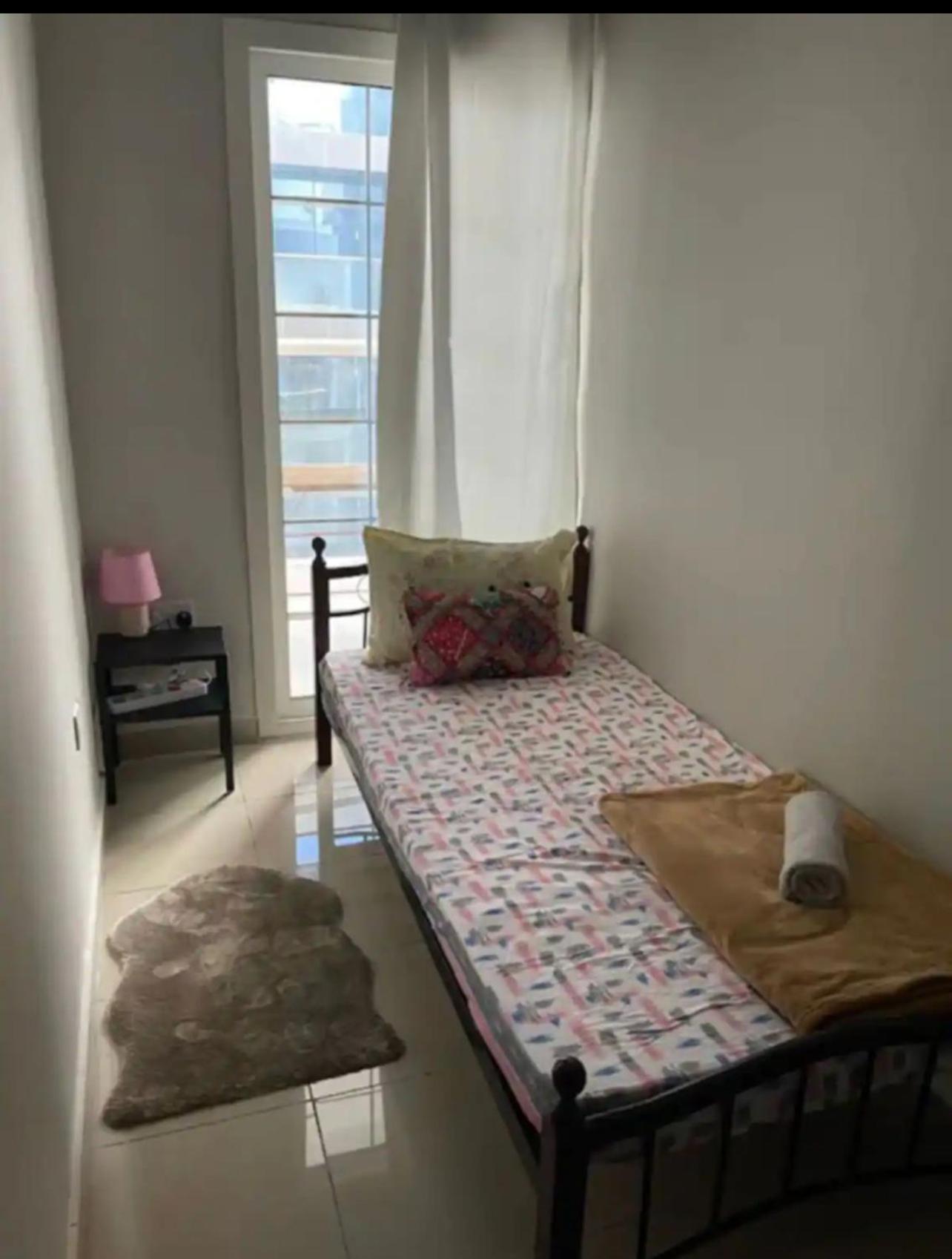 Cozy Pods Near Dxb Dubai