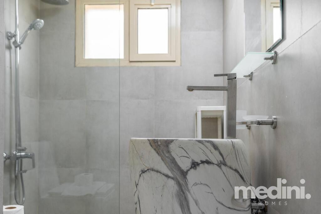 2bedroom In Marina - *