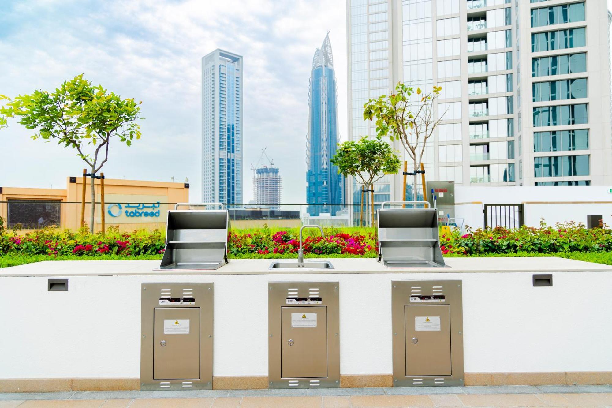 Apartment High-rise Chic, Burj Crown, Opera Boulevard View, By Mall Dubai