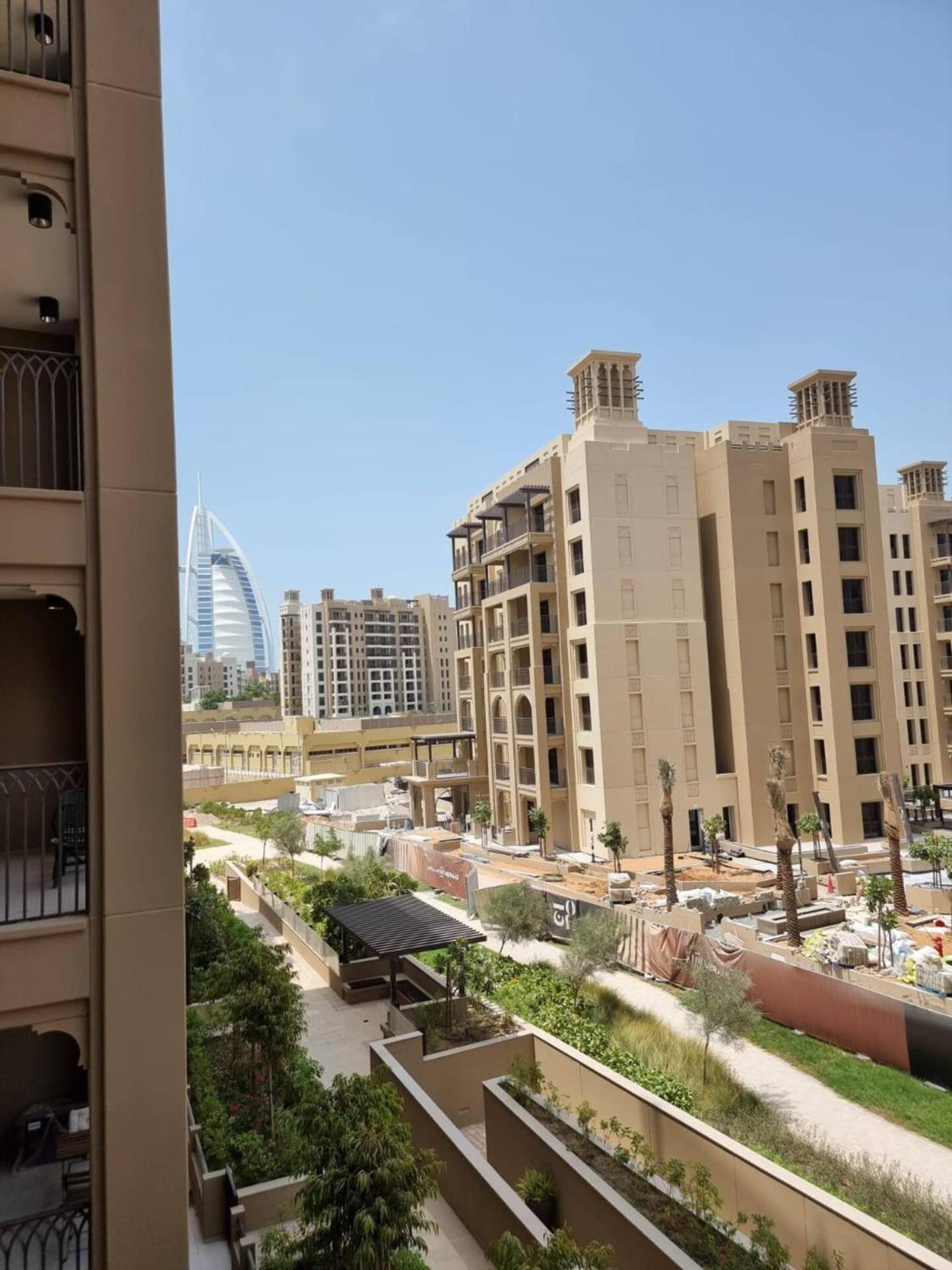 1bd Partial Burj Al Arab View Prime Location Apartment *
