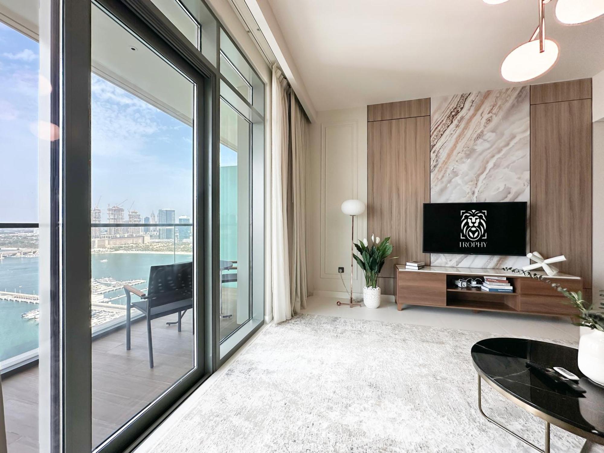 Trophy Luxury 1bdr In Emaar Front With Panoramic Sea Views From The And Private Access Apartment *