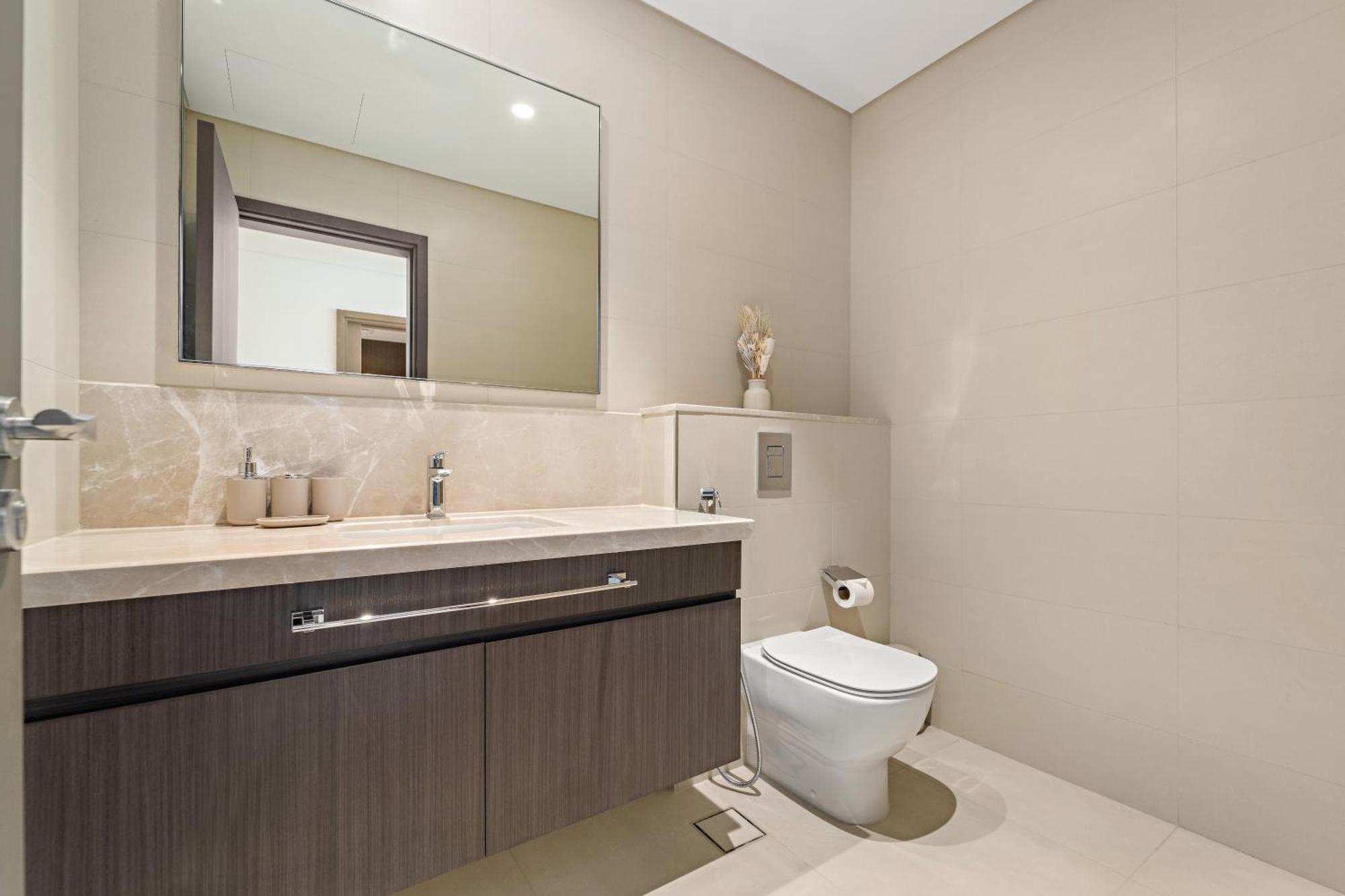 3br Maid's With Burj Khalifa Views *