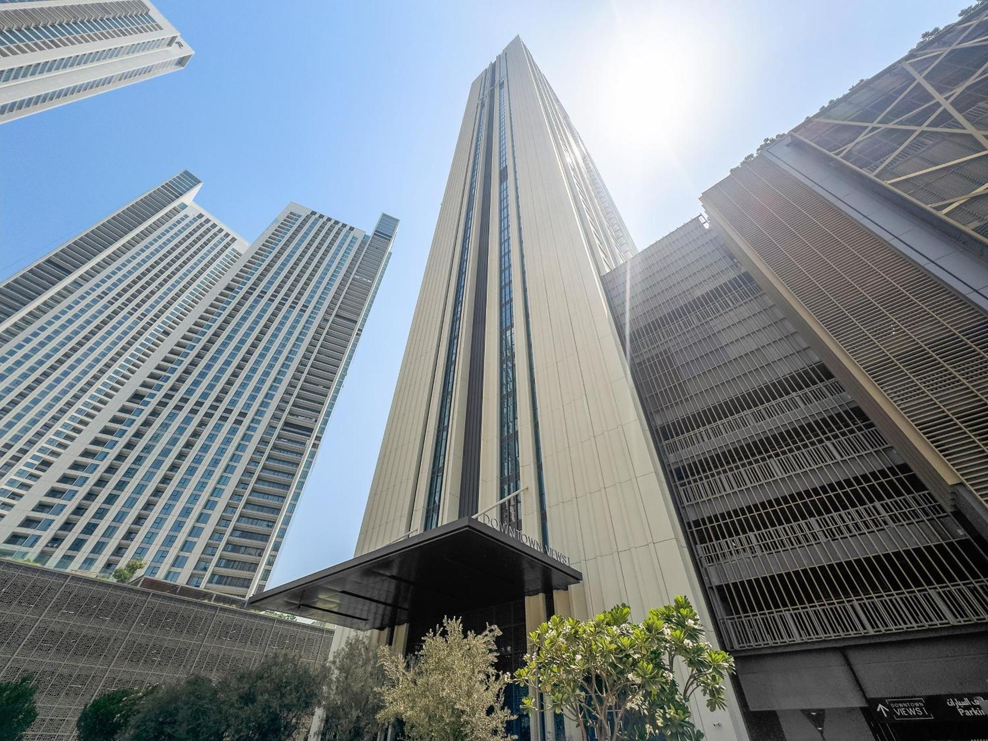 3br Maid's With Burj Khalifa Views * Dubai