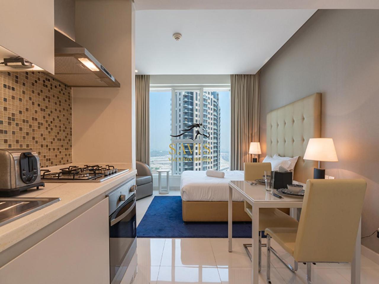 Savis Home-spacious With Canal View