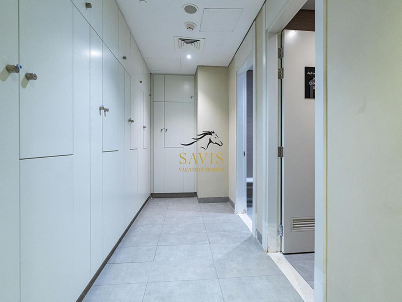 Savis Home-spacious With Canal View Apartment Dubai