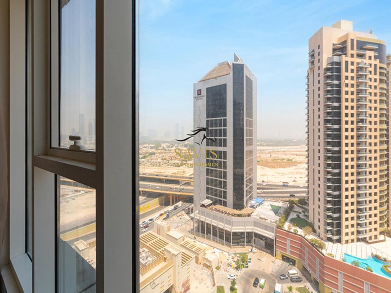 Savis Home-spacious With Canal View Apartment Dubai