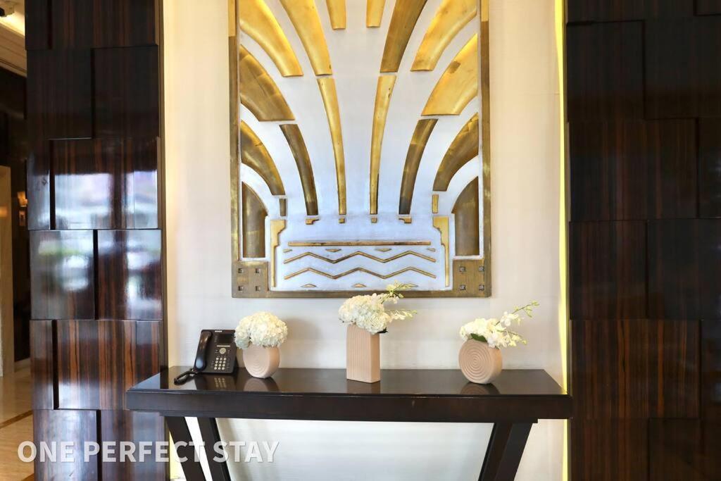 Family 3br Business Bay Pool & Gym Apartment Dubai