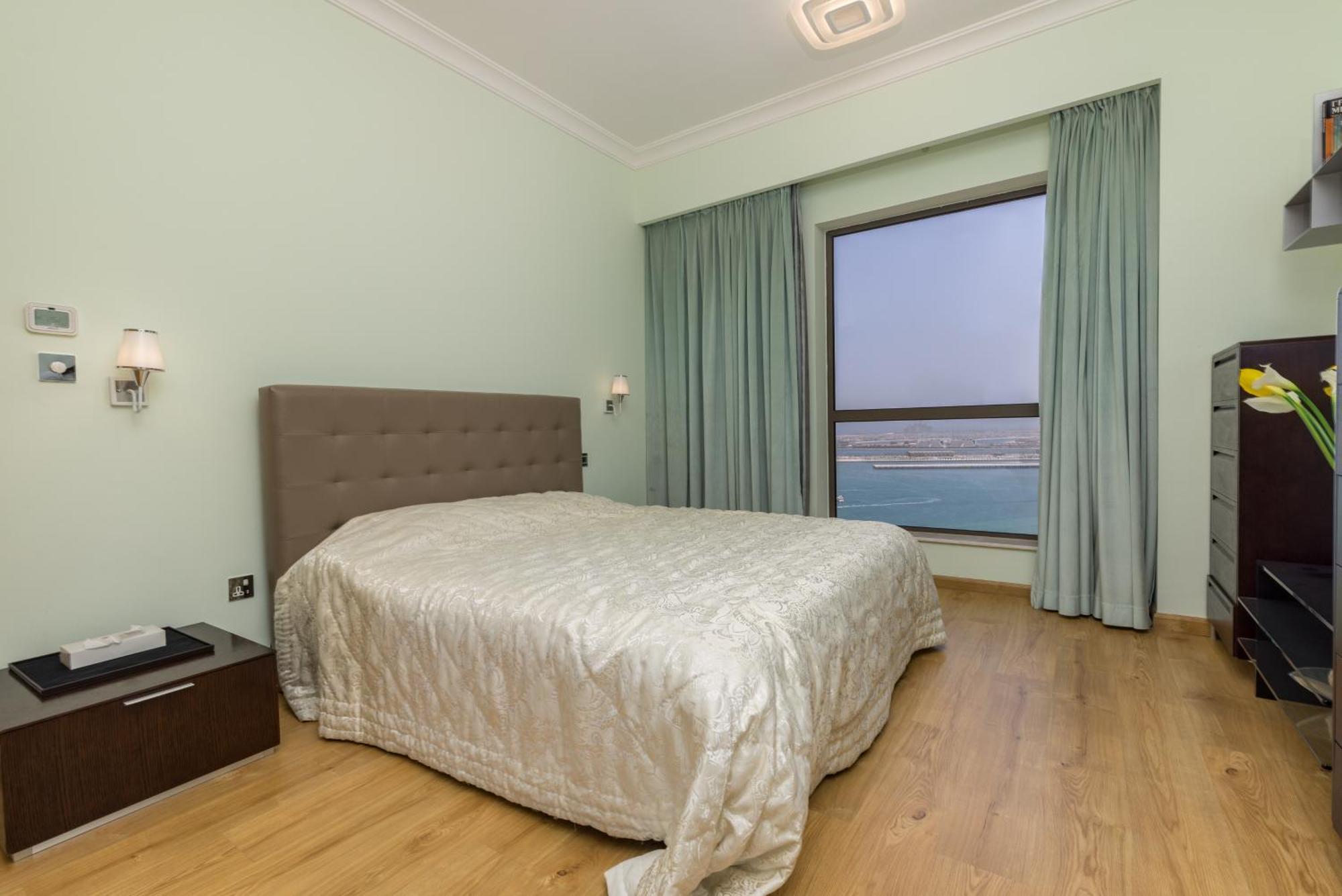 Amazing Large -150 Sq Meters, Sea Side 2 Bedroom Flat