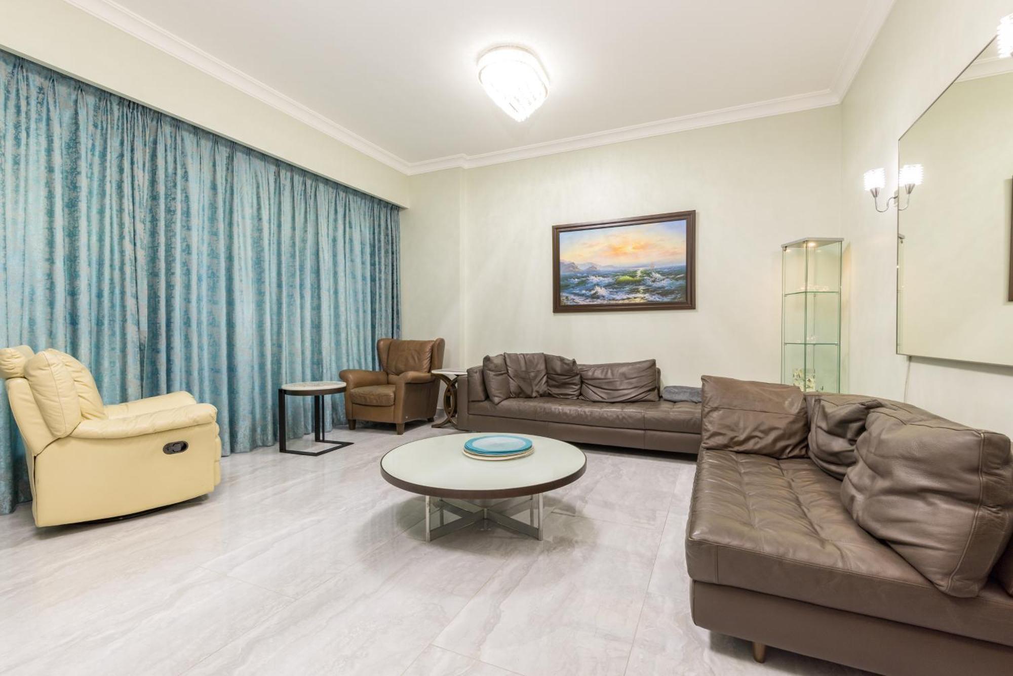 Apartment Amazing Large -150 Sq Meters, Sea Side 2 Bedroom Flat