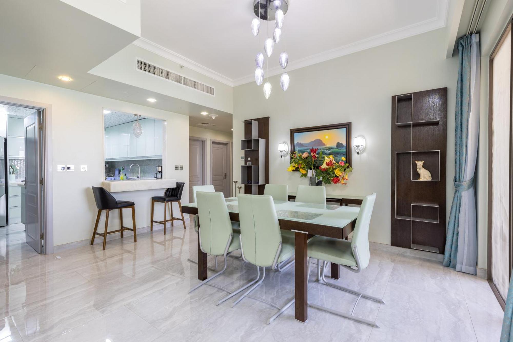 Amazing Large -150 Sq Meters, Sea Side 2 Bedroom Flat Apartment *