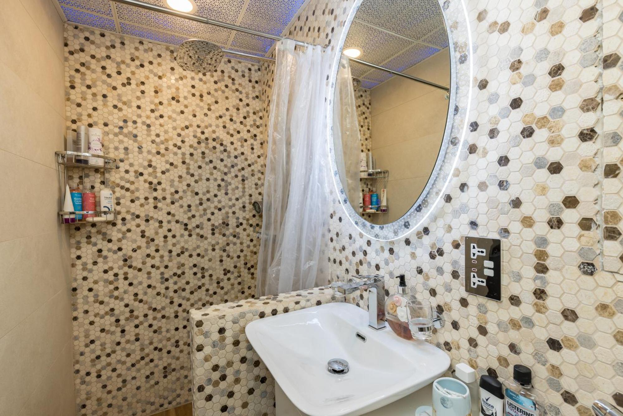 Amazing Large -150 Sq Meters, Sea Side 2 Bedroom Flat Dubai