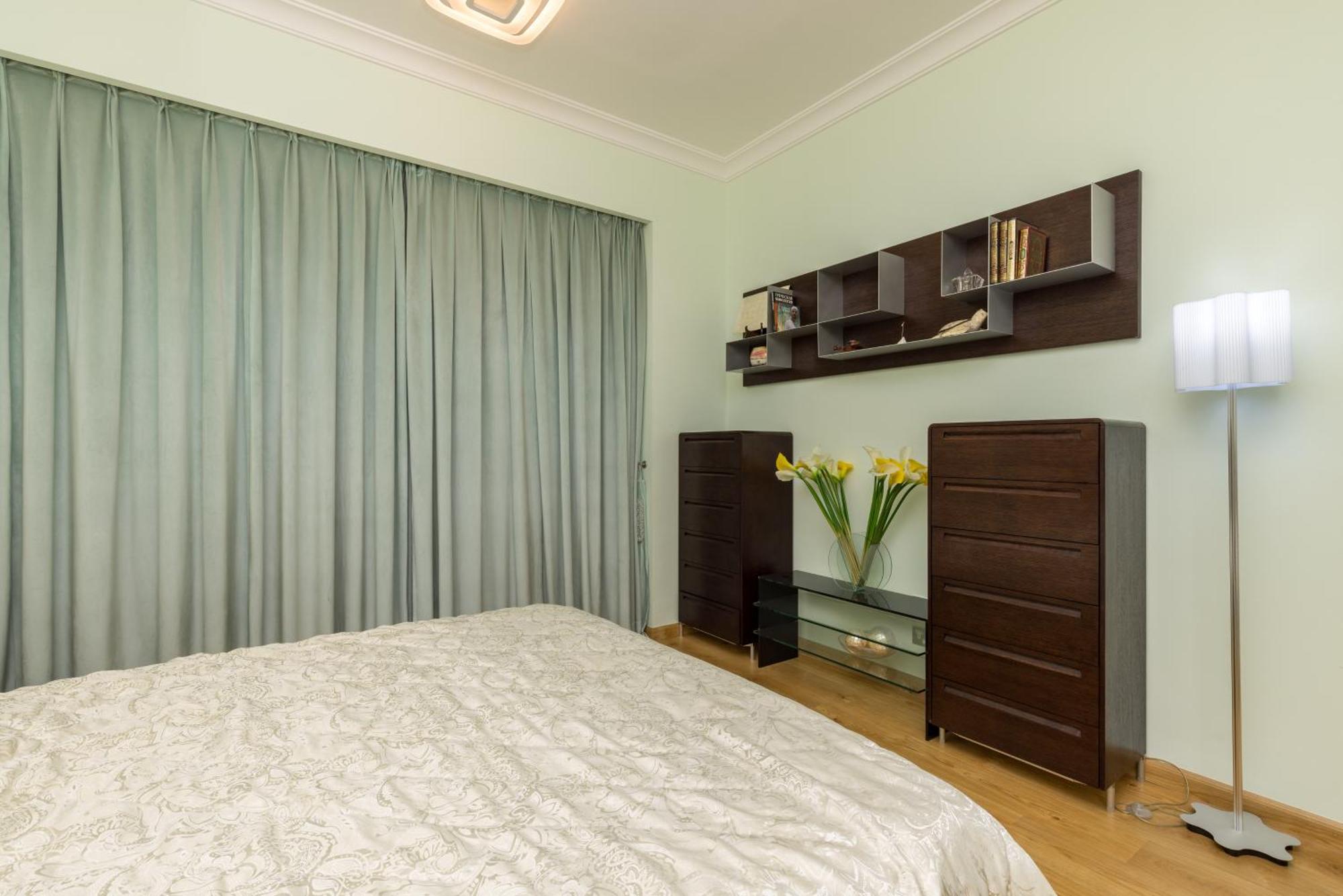 Amazing Large -150 Sq Meters, Sea Side 2 Bedroom Flat Apartment *