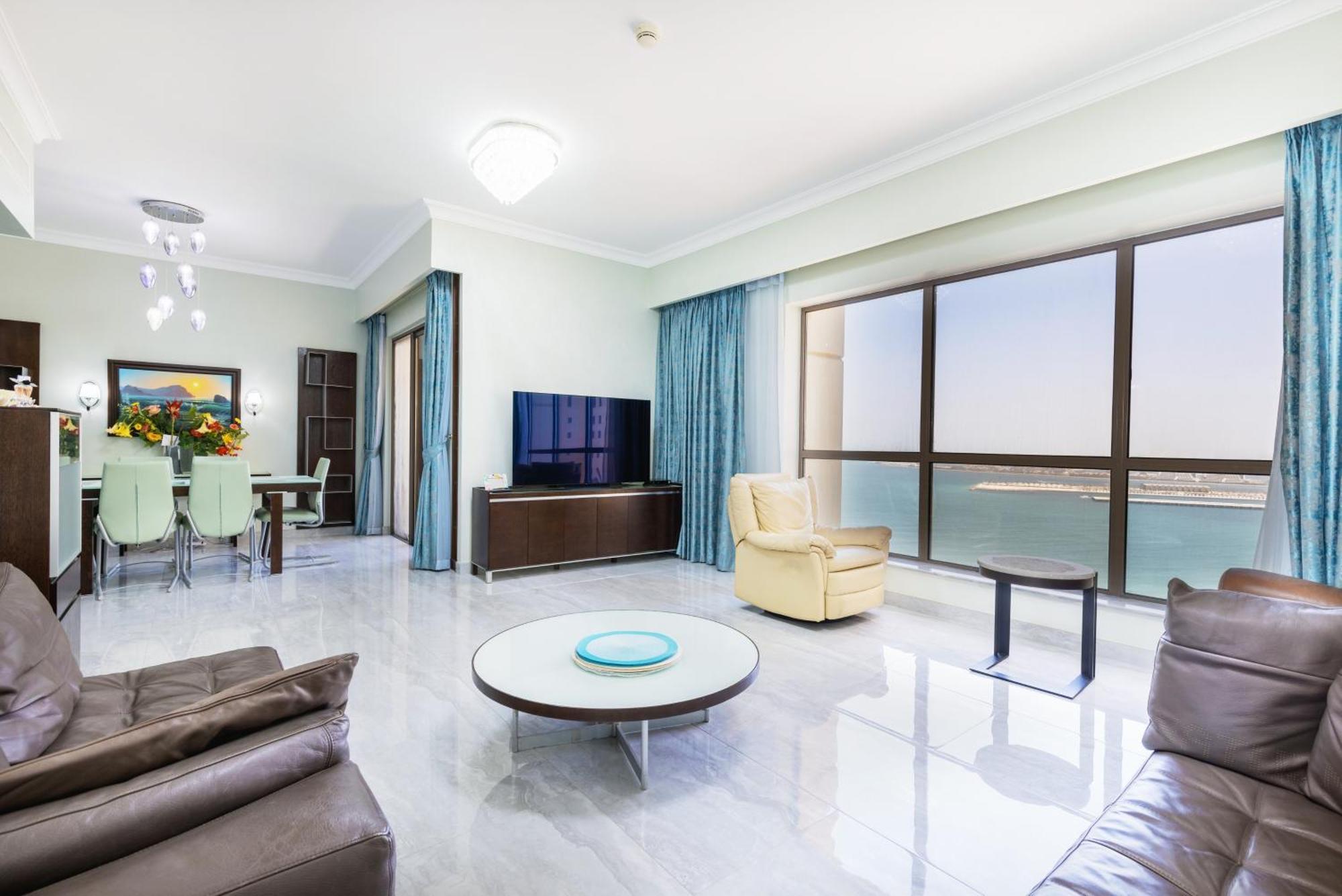 Amazing Large -150 Sq Meters, Sea Side 2 Bedroom Flat *