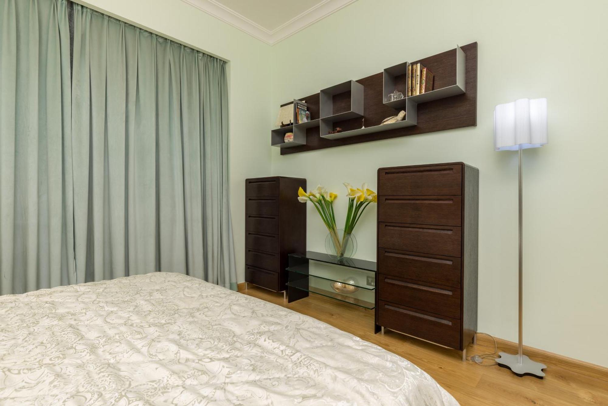 Apartment Amazing Large -150 Sq Meters, Sea Side 2 Bedroom Flat