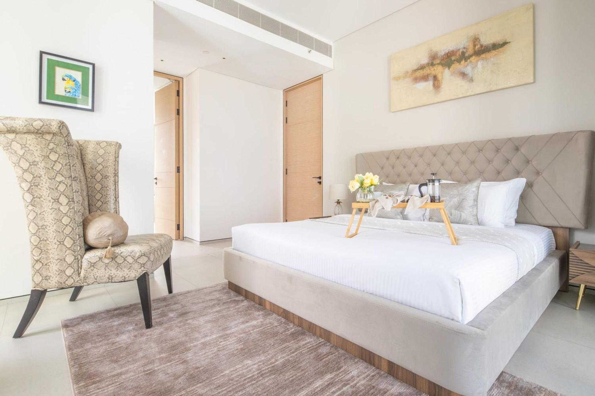 Frank Porter - The Address Jbr Apartment *