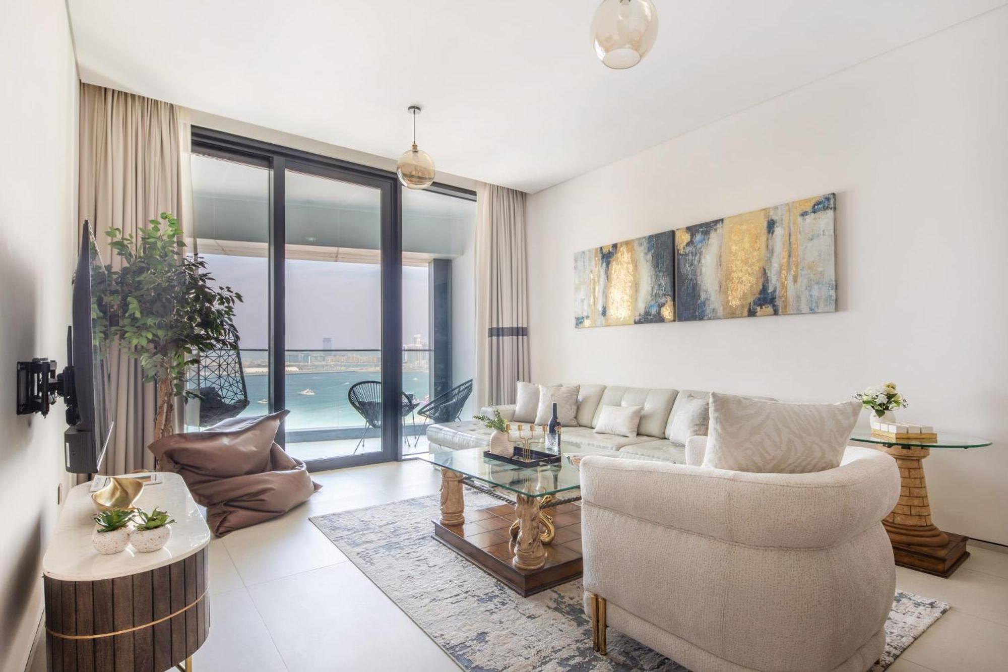 Frank Porter - The Address Jbr Apartment Dubai