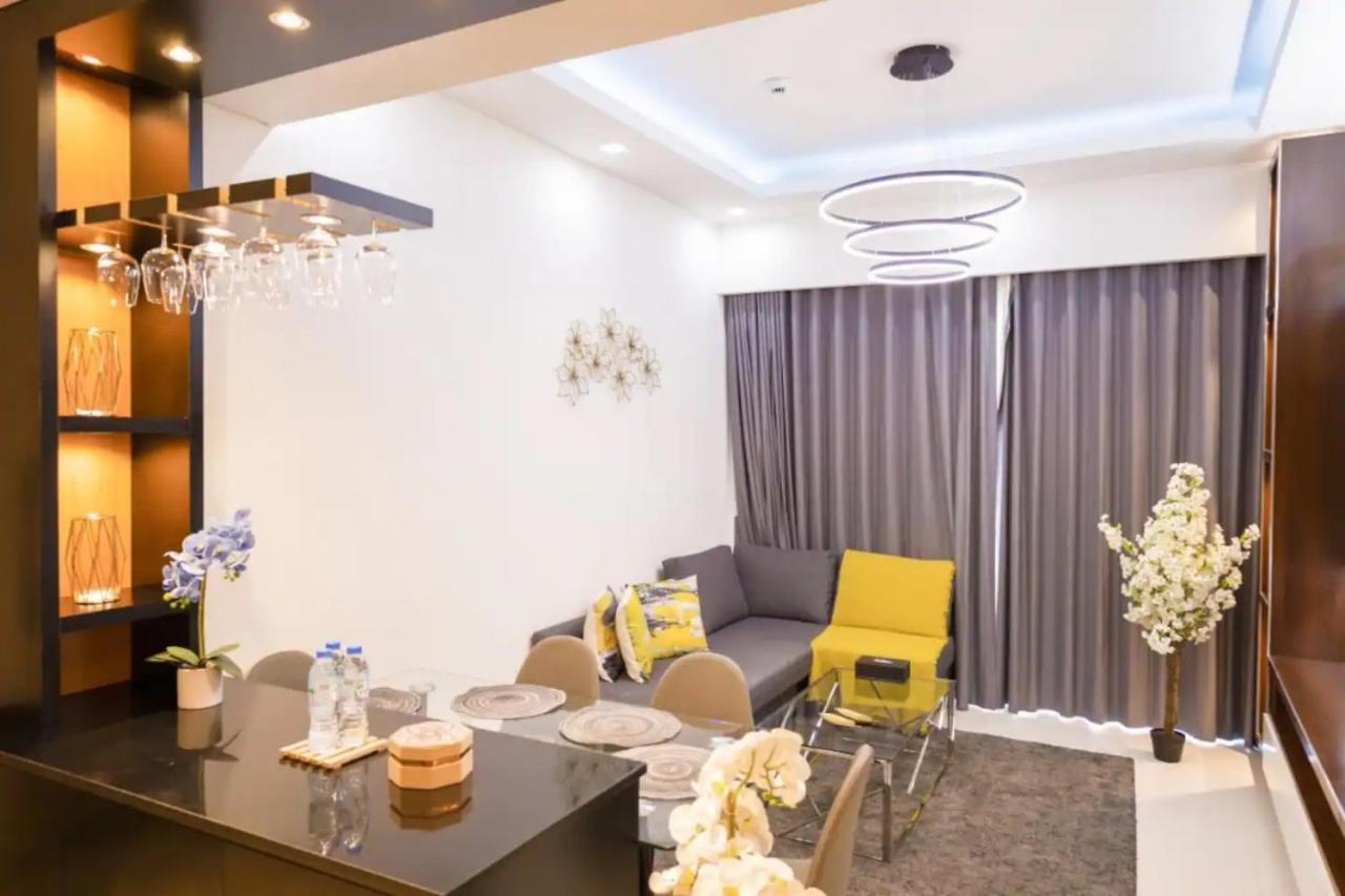 Lux 2br Downtown - Burj-fountain View - Pool -gym Apartment