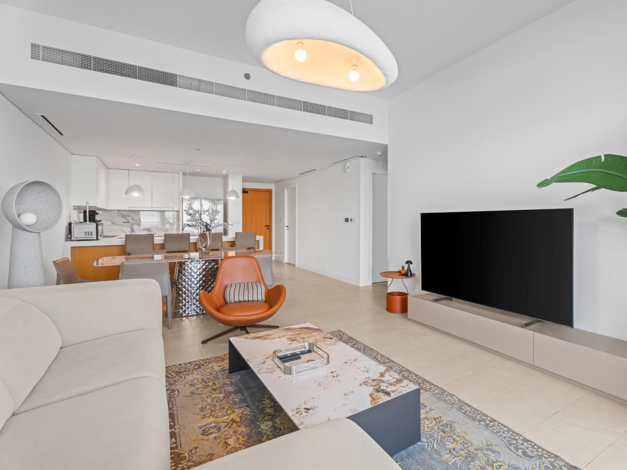 Luxurious 2br With Amazing Marina View & Large Patio * Dubai