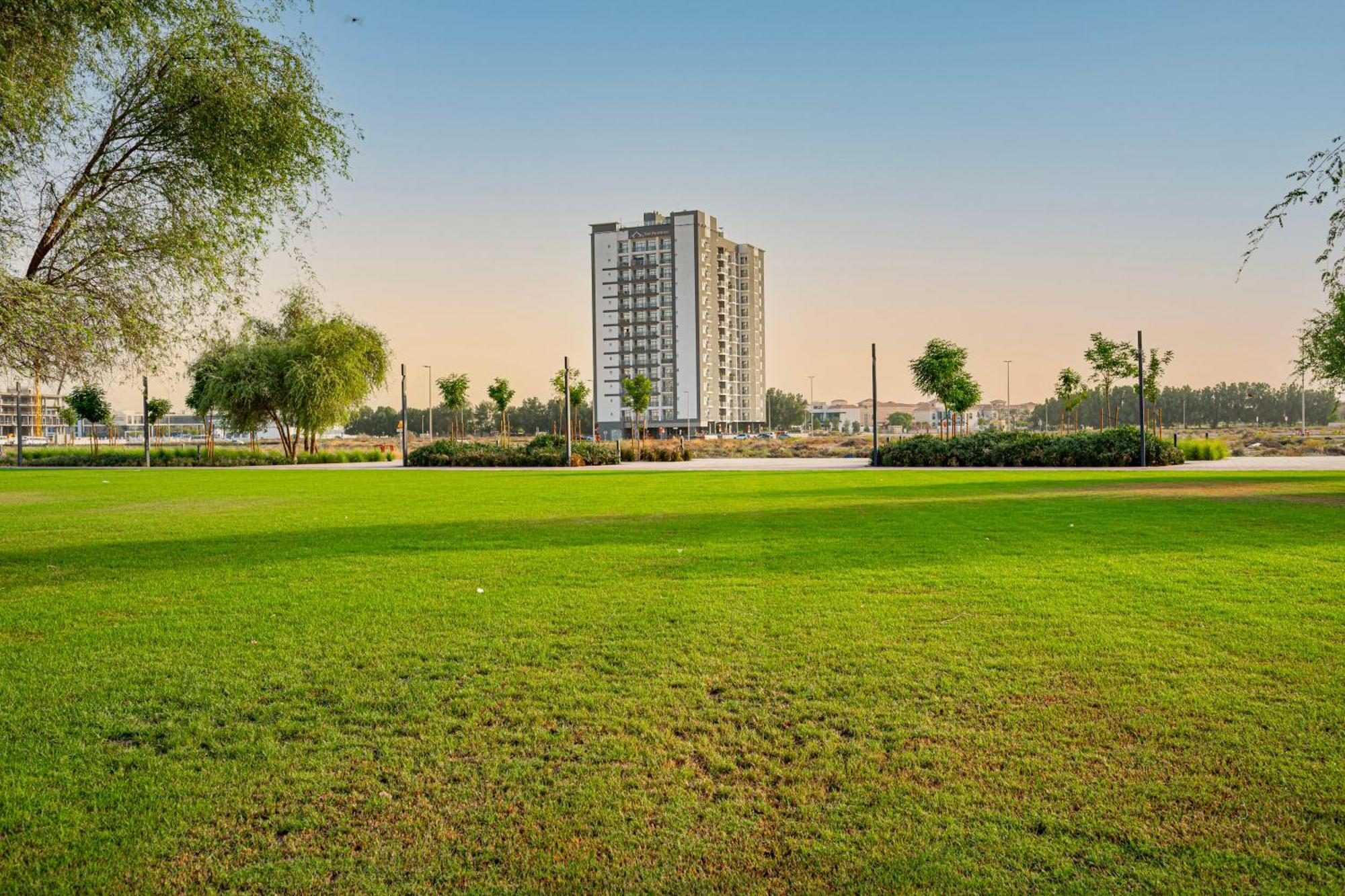 Modern Close To Silicon Oasis Apartment
