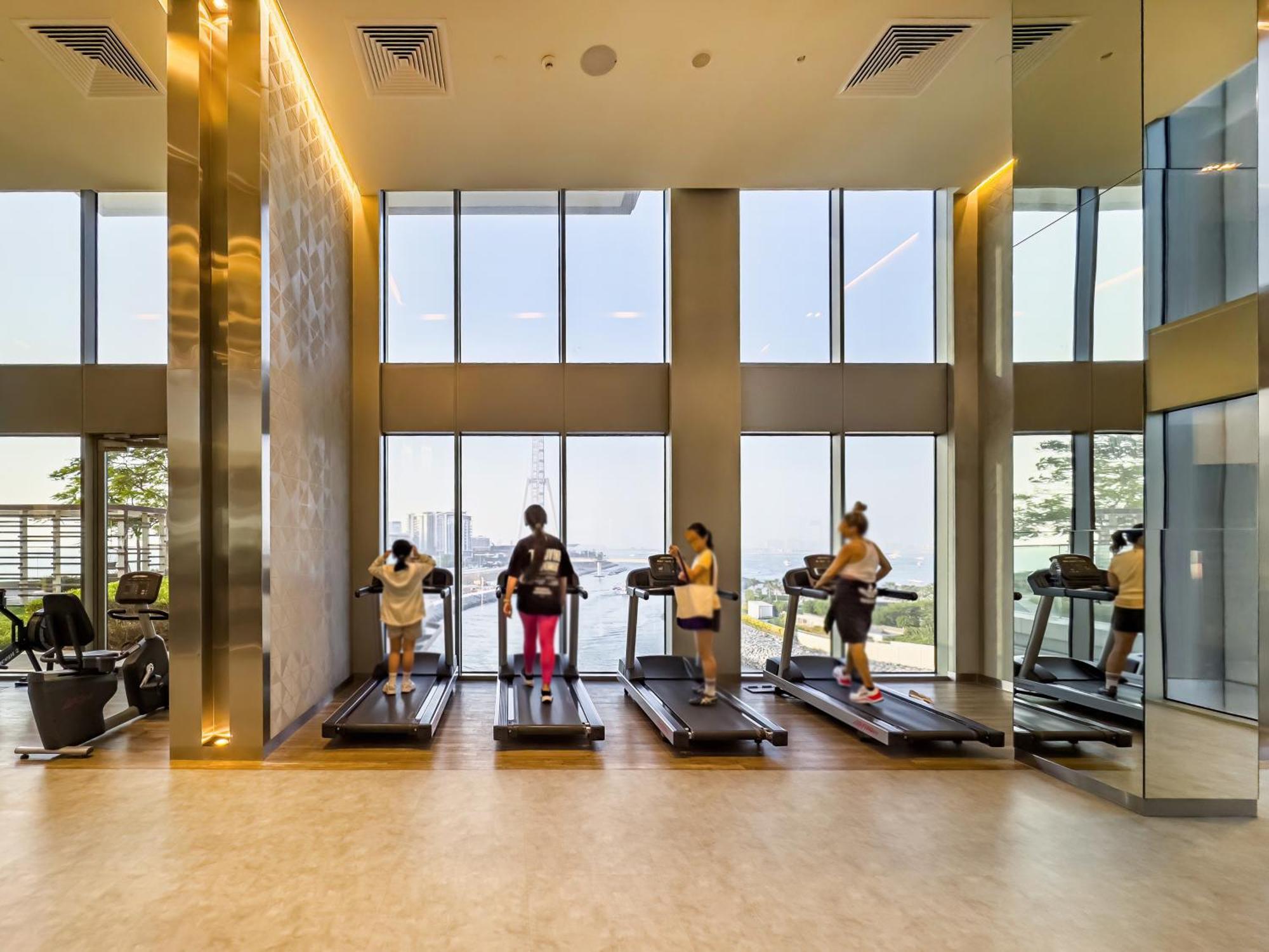 Luxurious 1bhk With Marina Waterfront & Eye Views In Jbr, Marina