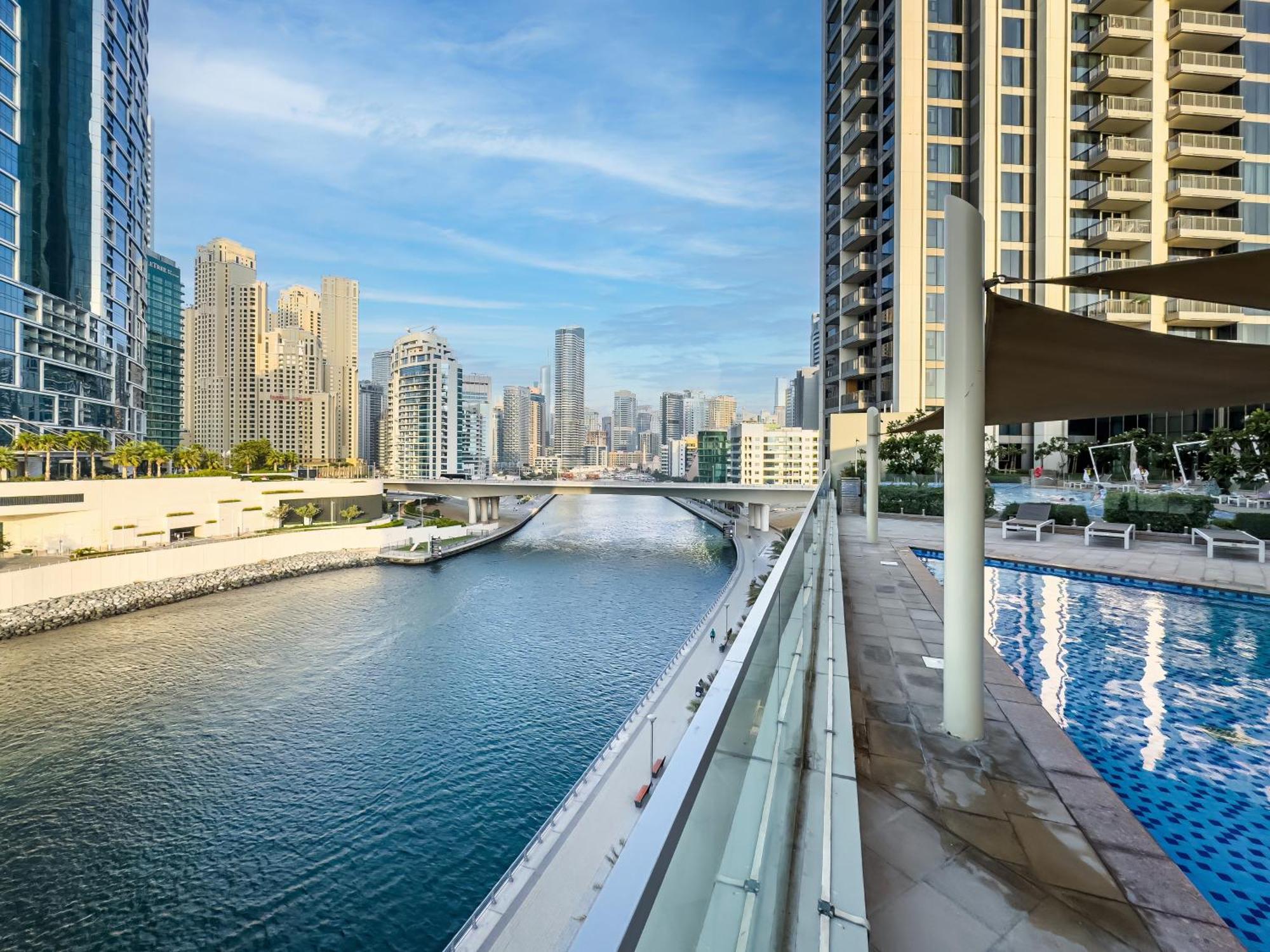 Luxurious 1bhk With Marina Waterfront & Eye Views In Jbr, Marina Apartment