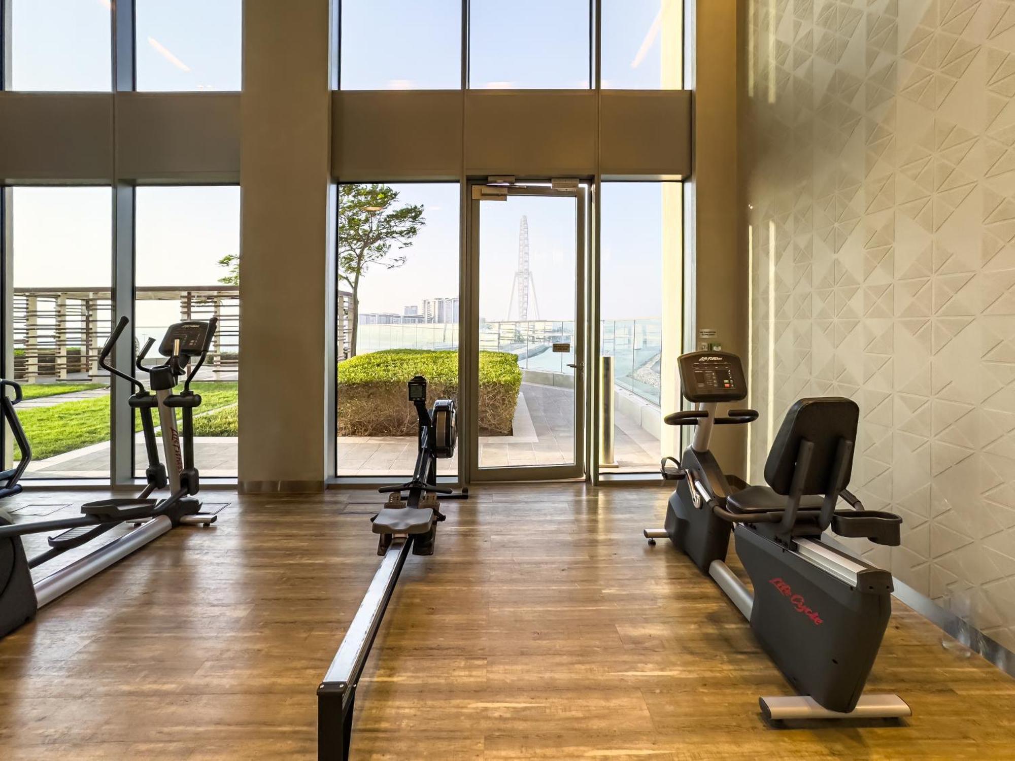 Luxurious 1bhk With Marina Waterfront & Eye Views In Jbr, Marina