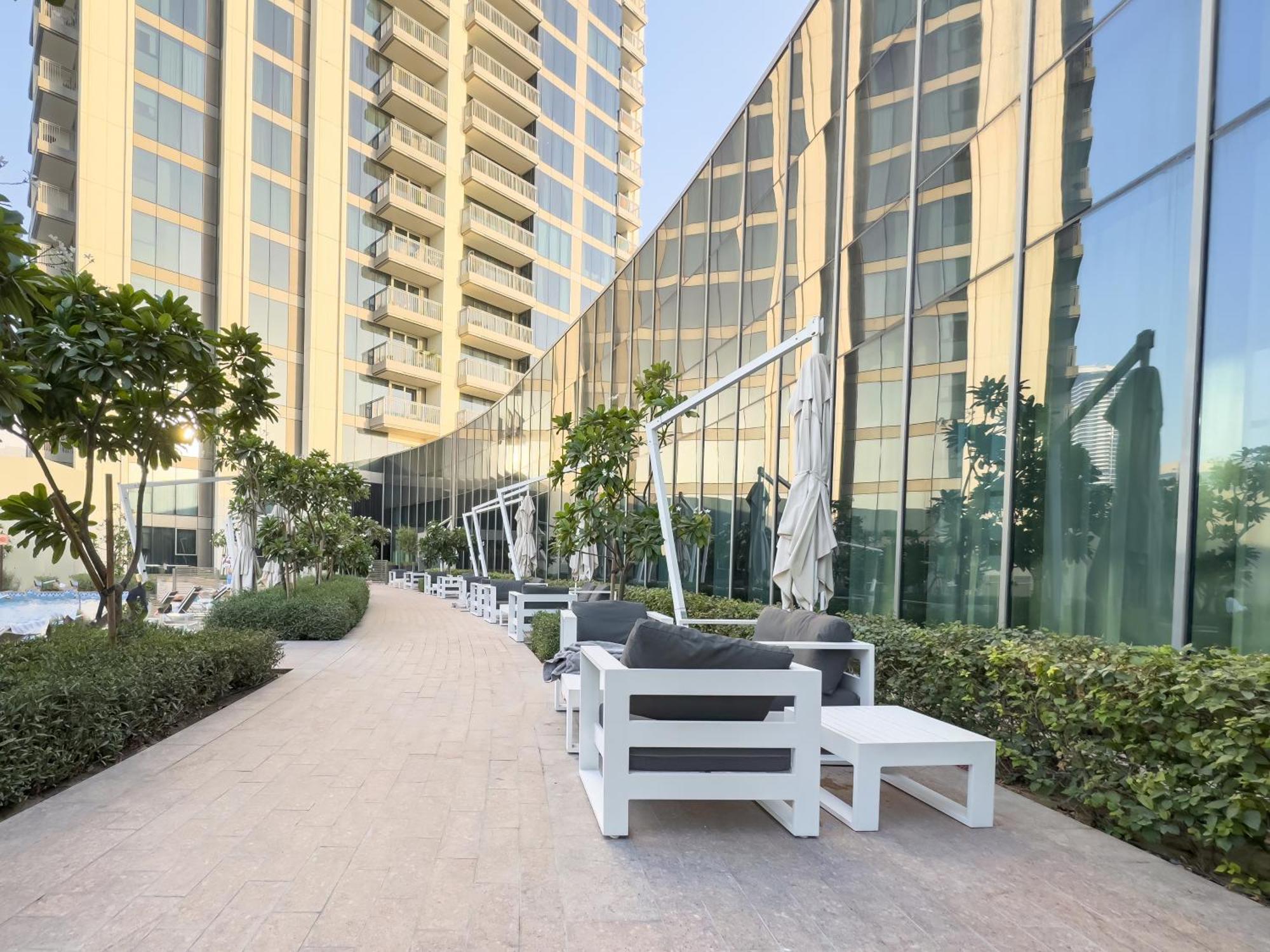 Luxurious 1bhk With Marina Waterfront & Eye Views In Jbr, Marina Apartment
