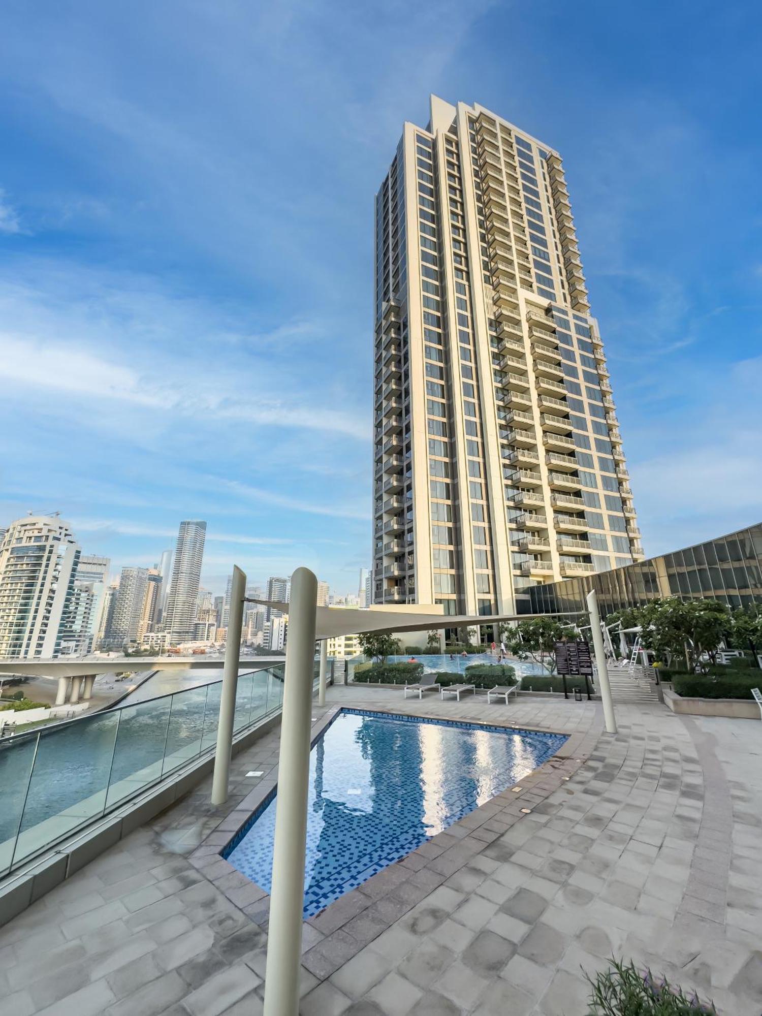 Luxurious 1bhk With Marina Waterfront & Eye Views In Jbr, Marina Apartment Dubai