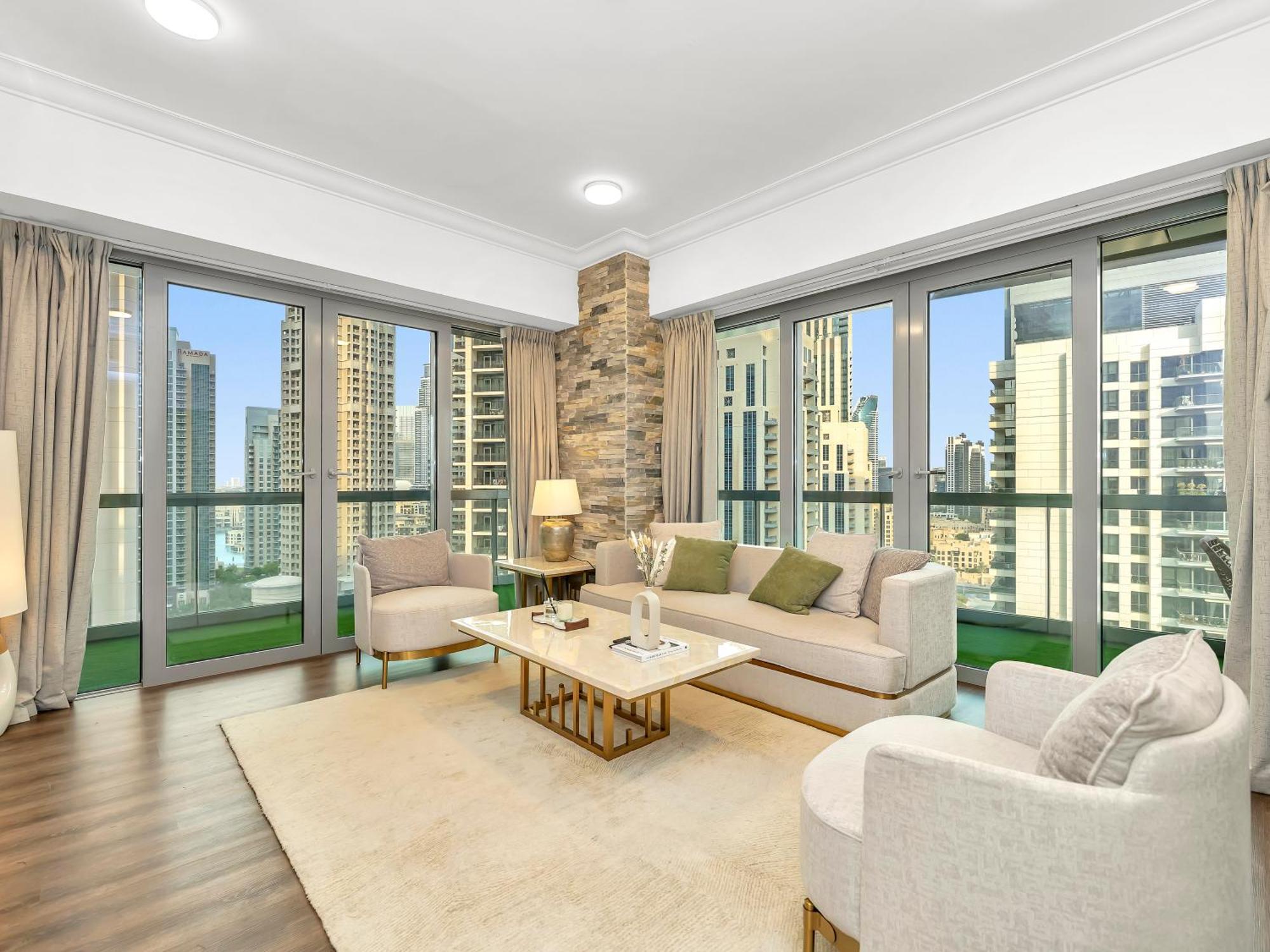 Apartment Elegant Two Bedroom With Large Balcony And Panoramic Downtown Skyline & Boulevard Views By Luxury Space *