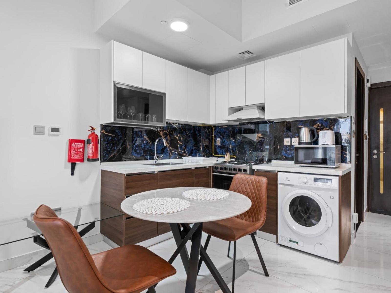 Apartment Luxurious Haven In Jewelz-arjan Dubai