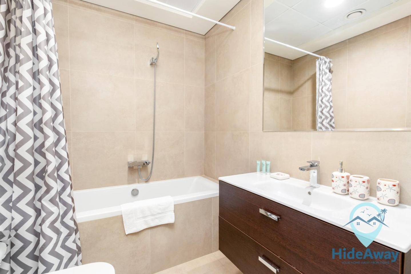 2br Cozy Elegant 3 Min To Marina *
