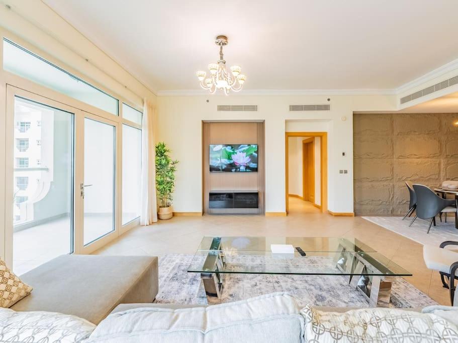 Apartment Palm Jumeriah - 4 Bedroom - Beachfront Living *